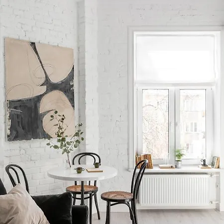 Lwowska - Lwowska 9 * ורשה